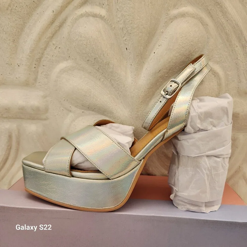 Lisa Vicky Silver Metallic 